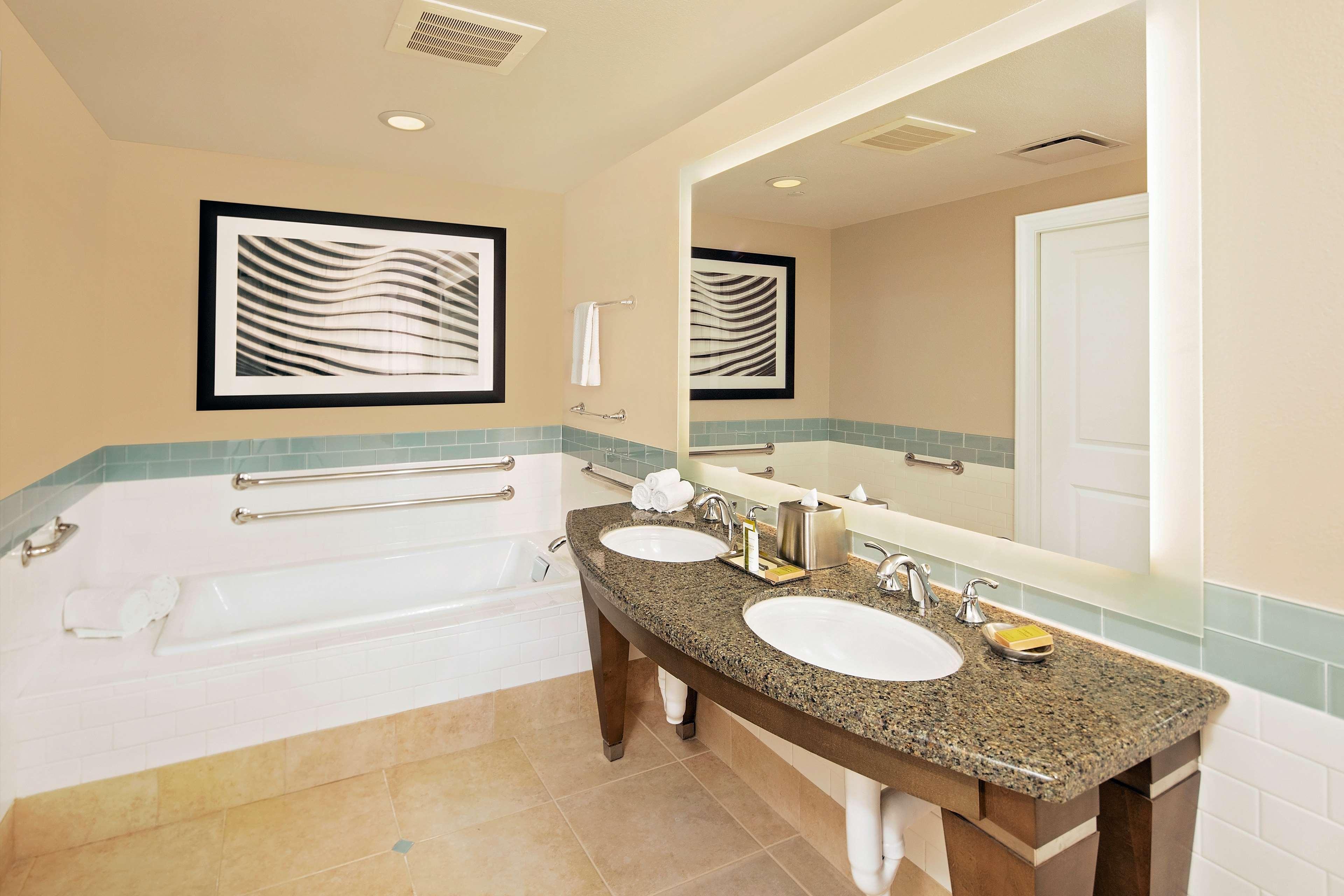 Отель Hilton Grand Vacations Club Parc Soleil Orlando Williamsburg Экстерьер фото